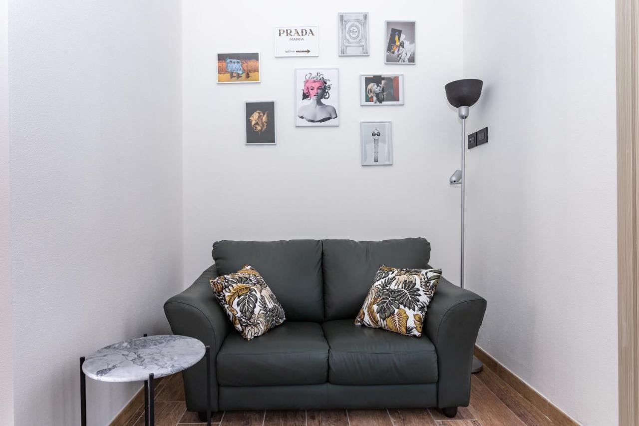 Living G Room Cagliari Eksteriør bilde